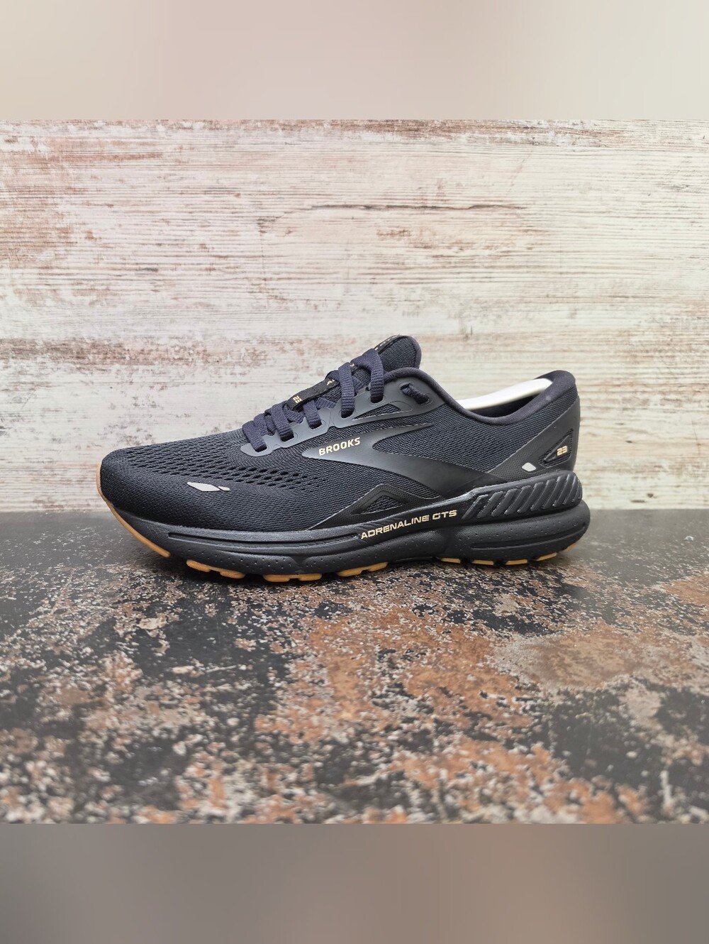 Womens Brooks Adrenaline GTS 23 Running Shoes Sz 7 D Wide 1203811D056